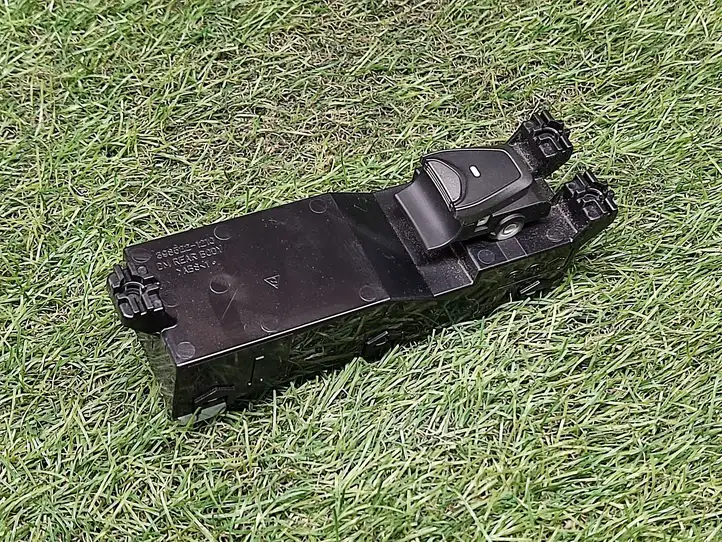 Hyundai Santa Fe (2012 - 2015) 935802W000 Блок кнопок стеклоподъемников — фото 1