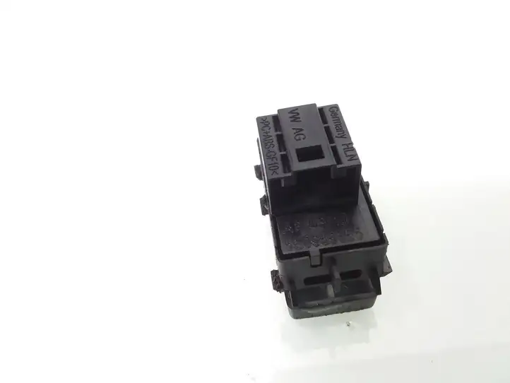 Skoda Octavia Mk3 (5E) (2013 - 2019) 5E0959855 Кнопка стеклоподъемников — фото 2