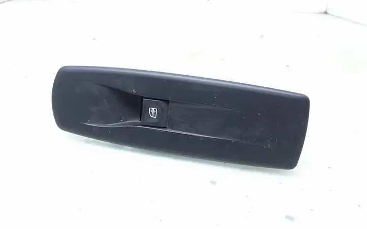 Renault Megane III (2009 - 2016) 809600004R Блок кнопок стеклоподъемников — фото 1