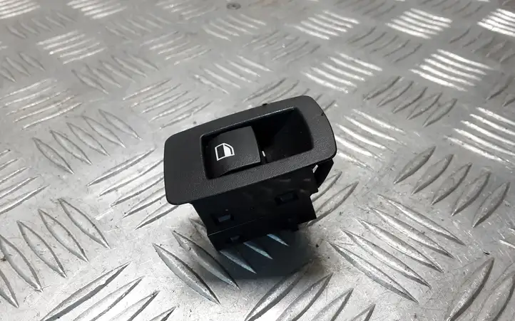BMW 3 F30 F35 F31 (2012 - 2018) 9208106 Блок кнопок стеклоподъемников — фото 2