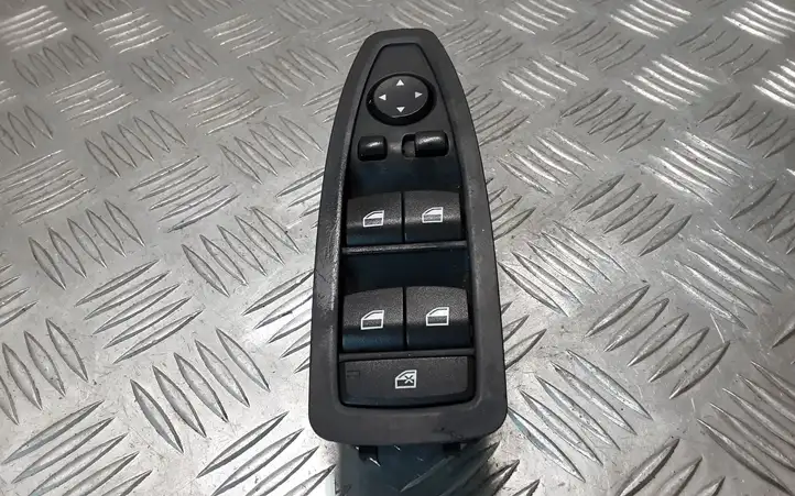 BMW 3 F30 F35 F31 (2012 - 2018) 9208111 Блок кнопок стеклоподъемников — фото 1