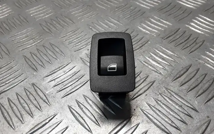 BMW 3 F30 F35 F31 (2012 - 2018)  9208106 Кнопка стеклоподъемников