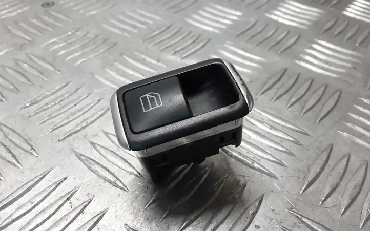 Mercedes-Benz C W204 (2007 - 2014) A2049058202 Блок кнопок стеклоподъемников — фото 2