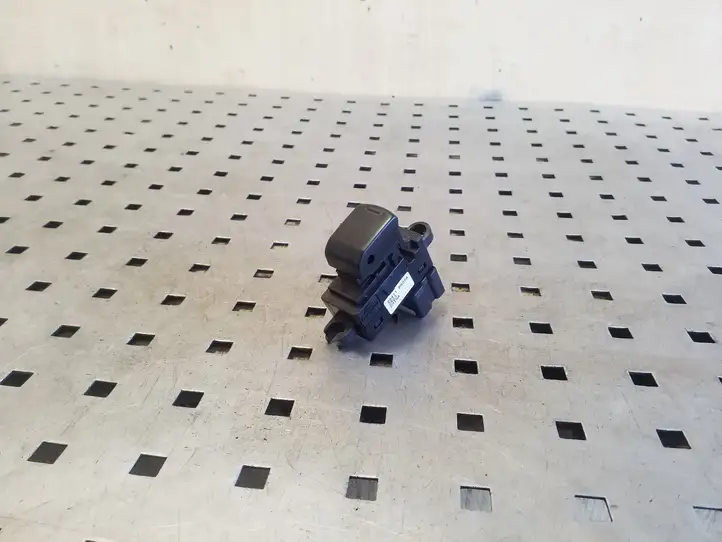 Nissan Qashqai (2010 - 2013) 25411BR00A Кнопка стеклоподъемников — фото 1