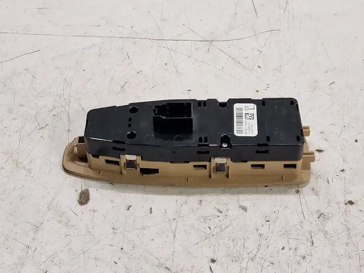 BMW 3 F30 F35 F31 (2012 - 2018) 920811003 Блок кнопок стеклоподъемников — фото 3