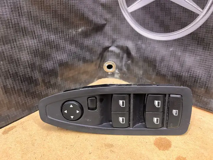 BMW 1 F20 F21 (2011 - 2019) 728383206 Блок кнопок стеклоподъемников — фото 3