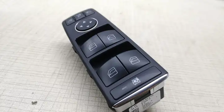 Mercedes-Benz E W212 (2009 - 2016) 2129056100 Блок кнопок стеклоподъемников — фото 1