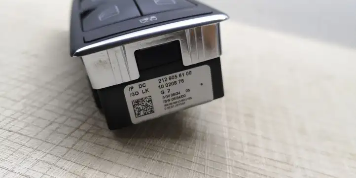 Mercedes-Benz E W212 (2009 - 2016) 2129056100 Блок кнопок стеклоподъемников — фото 2