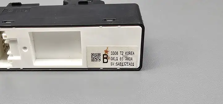 Mazda 6 (2012 - 2015) GKL166380A Кнопка стеклоподъемников — фото 5