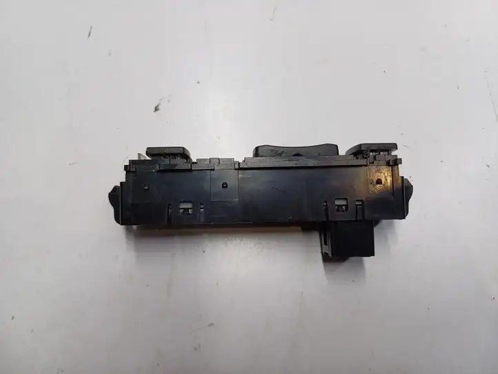 BMW 3 F30 F35 F31 (2012 - 2018) 9252921 Другие включатели / ручки/ переключатели — фото 3