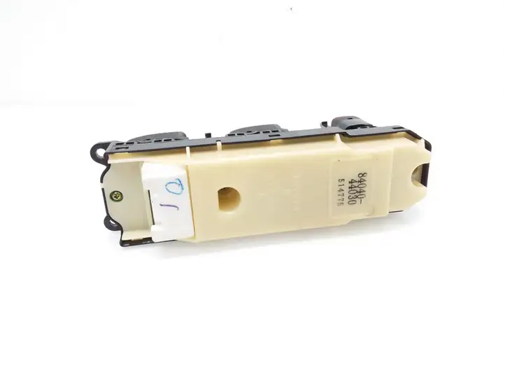 Toyota Avensis Verso (1995 - 2001) 8404044030 Блок кнопок стеклоподъемников — фото 2