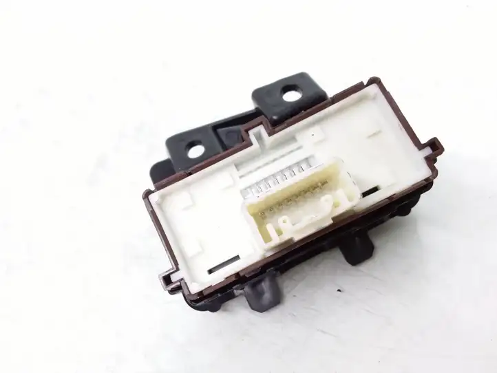 Toyota Auris E180 (2012 - 2018) 5881302120 Другие включатели / ручки/ переключатели — фото 3