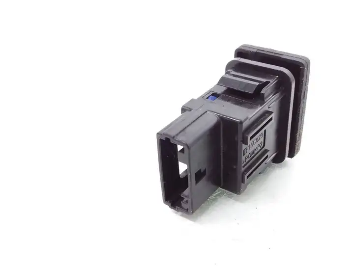 Toyota Auris E180 (2012 - 2018)  15C629 Другие включатели / ручки/ переключатели