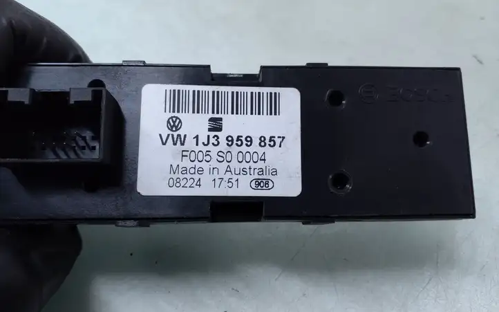 Seat Toledo II (1M) (1998 - 2006) 1J3959857 Блок кнопок стеклоподъемников — фото 5
