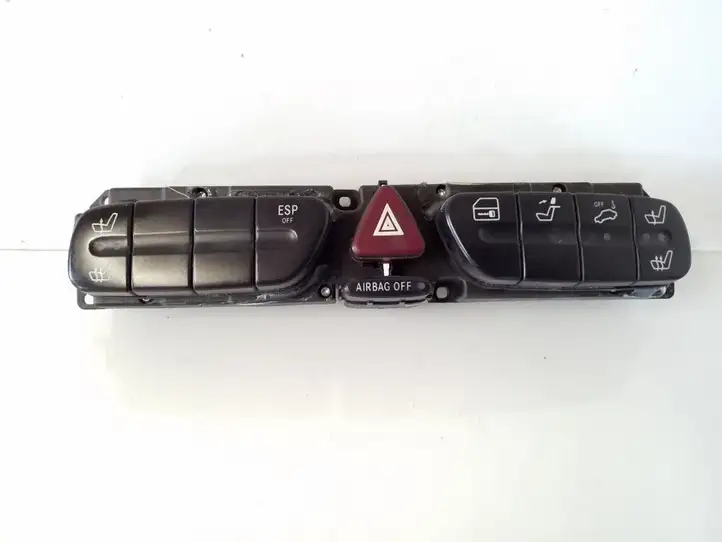 Mercedes-Benz CLK A209,C209 (2002 - 2009) 2038215558 Другие включатели / ручки/ переключатели — фото 1
