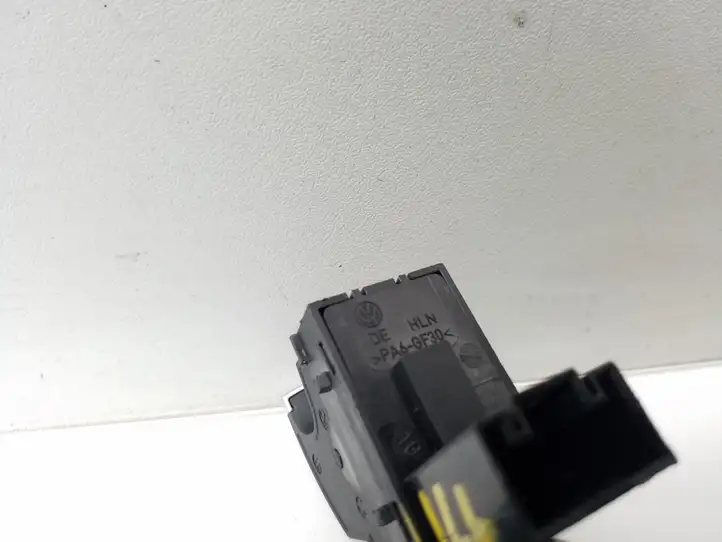 Volkswagen PASSAT B7 (2011 - 2014) 5K0959855 Кнопка стеклоподъемников — фото 6