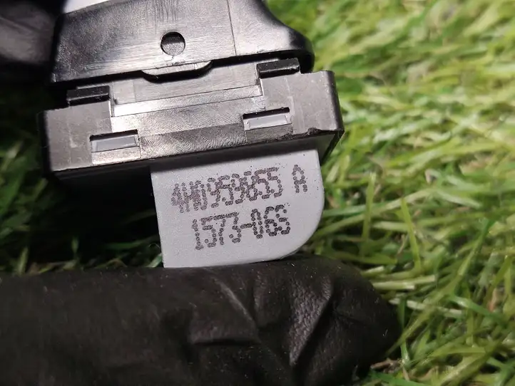 Audi A6 C7 (2011 - 2014) 4H0959855A Кнопка стеклоподъемников — фото 3