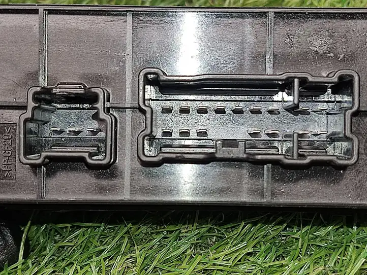 Nissan Altima (2013 - 2015) 254013TA4A Блок кнопок стеклоподъемников — фото 2