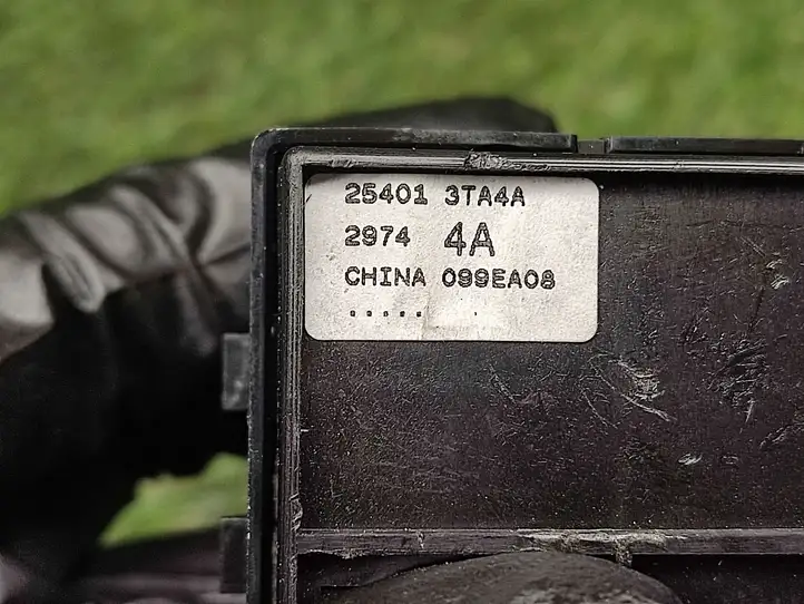 Nissan Altima (2013 - 2015) 254013TA4A Блок кнопок стеклоподъемников — фото 3