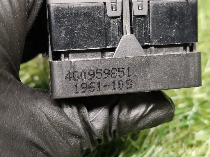 Audi A6 C7 (2011 - 2014) 4G0959851 Кнопка стеклоподъемников — фото 4