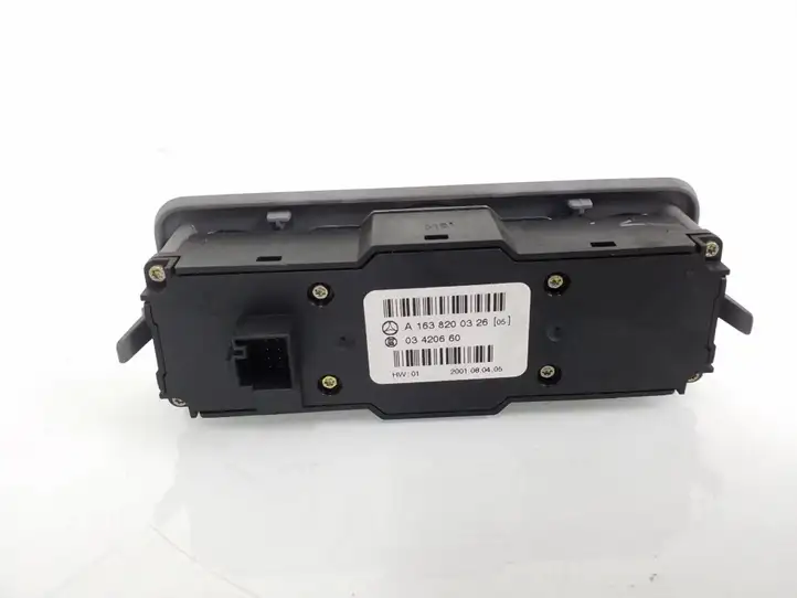 Mercedes-Benz ML W163 (1997 - 2005) A1638200326 Блок кнопок стеклоподъемников — фото 2