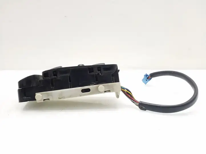 Mercedes-Benz C W203 (2000 - 2007) A2038200110 Блок кнопок стеклоподъемников — фото 6