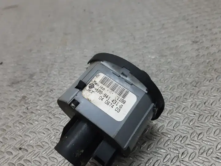 Skoda Octavia Mk2 (1Z) (2004 - 2013) 1Z0941431G Включатель фонарей — фото 2
