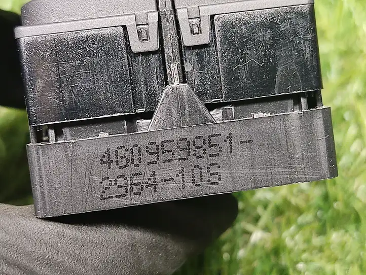 Audi A6 C7 (2011 - 2014) 4G0959851 Кнопка стеклоподъемников — фото 4