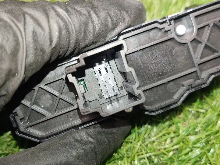 Buick Encore II (2019 - )  84192536 Включатель фонарей