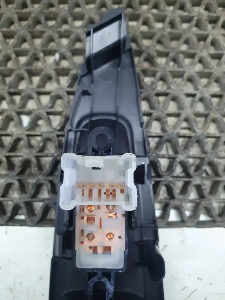 Nissan Qashqai (2013 - 2017) 829614EA0AX Блок кнопок стеклоподъемников — фото 8