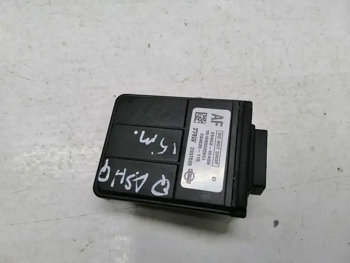 Nissan Qashqai (2013 - 2017) 284G34EA5B Камера в лобовом стекле — фото 3