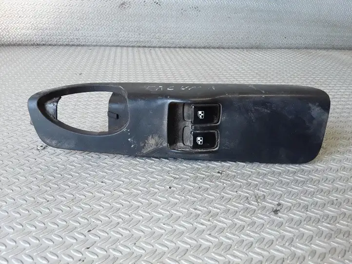 Chevrolet Tacuma (2000 - 2008) 96190773 Кнопка стеклоподъемников — фото 1