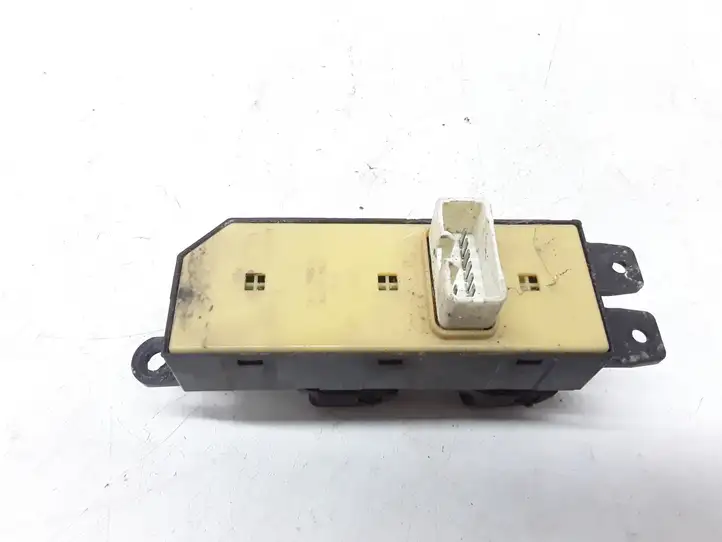 Hyundai Santa Fe (2000 - 2005) 9357026000 Кнопка стеклоподъемников — фото 3