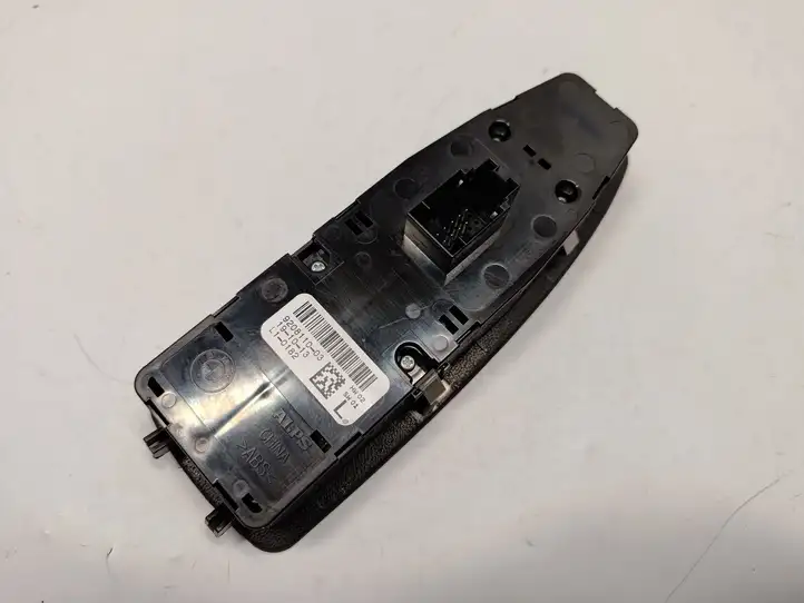 BMW 3 F30 F35 F31 (2012 - 2018) 9208110 Блок кнопок стеклоподъемников — фото 3