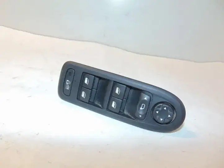 Peugeot 508 (2010 - 2014) 98026375ZD Блок кнопок стеклоподъемников — фото 1