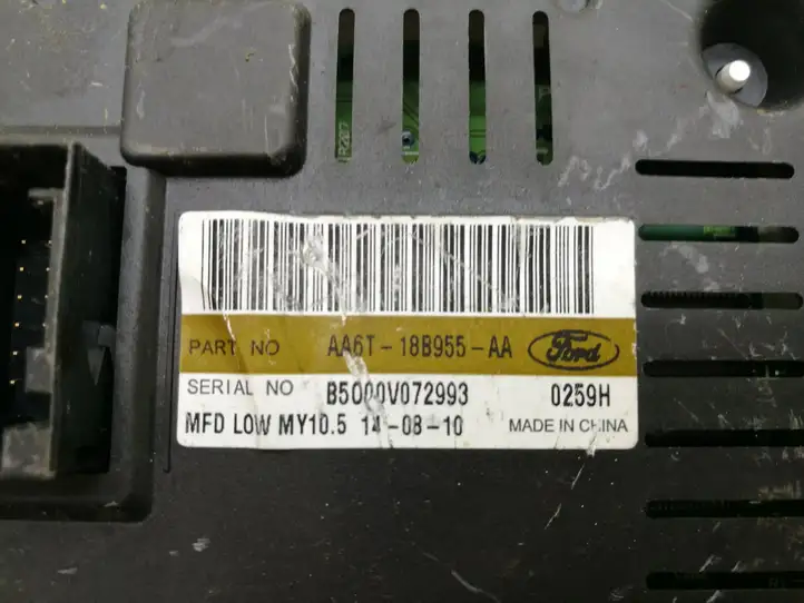 Ford Fiesta (2006 - 2008) AA6T18B955AA Часы — фото 3