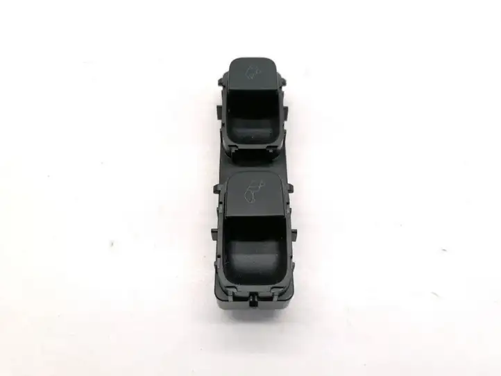 Tesla Model Y (2019 - 2024) 1493286-00-B Другие включатели / ручки/ переключатели — фото 3