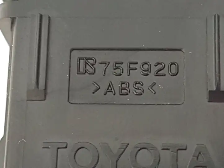 Toyota RAV 4 (XA40) (2012 - 2018) 75F920 Другие включатели / ручки/ переключатели — фото 4