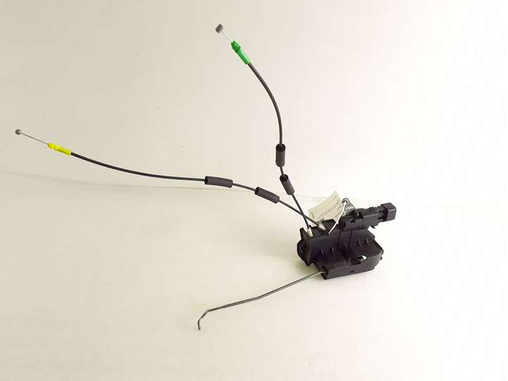 Hummer H3 (2005 - 2010)   Замок передней двери