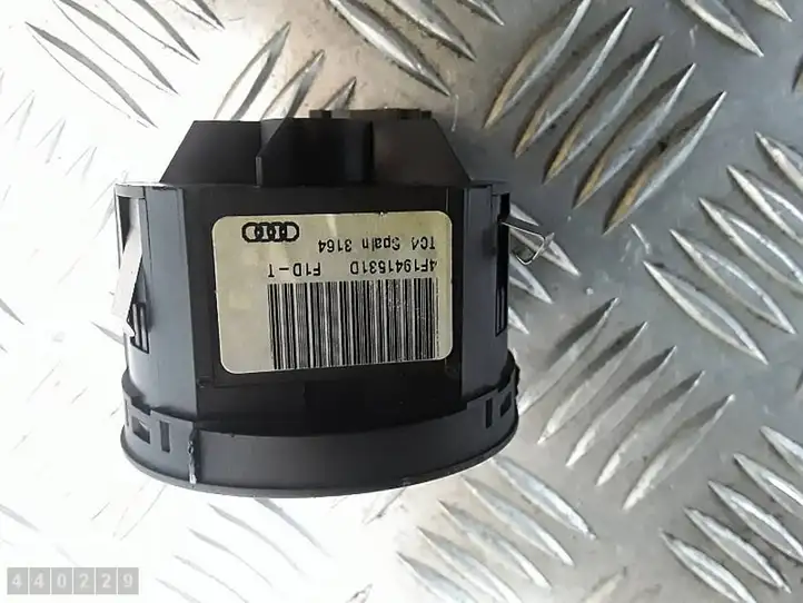 Audi A6 S6 C6 4F (2004 - 2008) 4F1941531D Включатель фонарей — фото 5