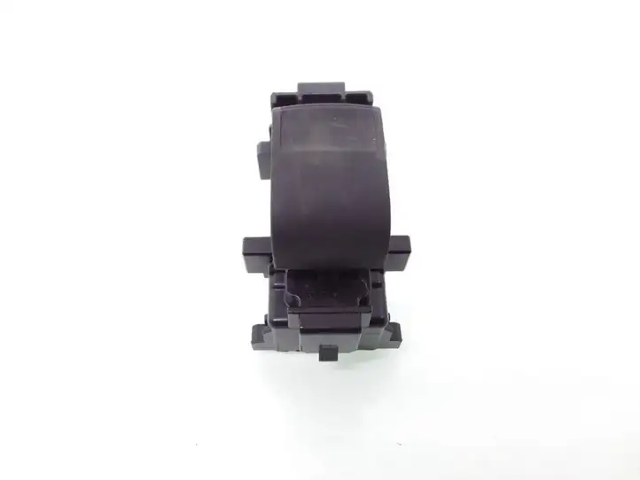 Toyota Corolla E140 E150 (2007 - 2013) 192870 Кнопка стеклоподъемников — фото 1