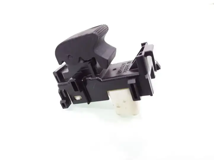 Toyota Corolla E140 E150 (2007 - 2013) 192870 Кнопка стеклоподъемников — фото 2