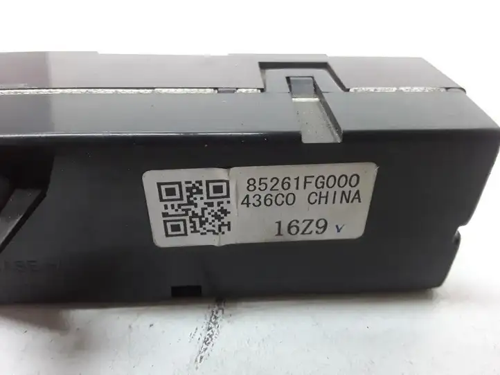 Subaru Forester SH (2008 - 2013)  85261FG000 Часы