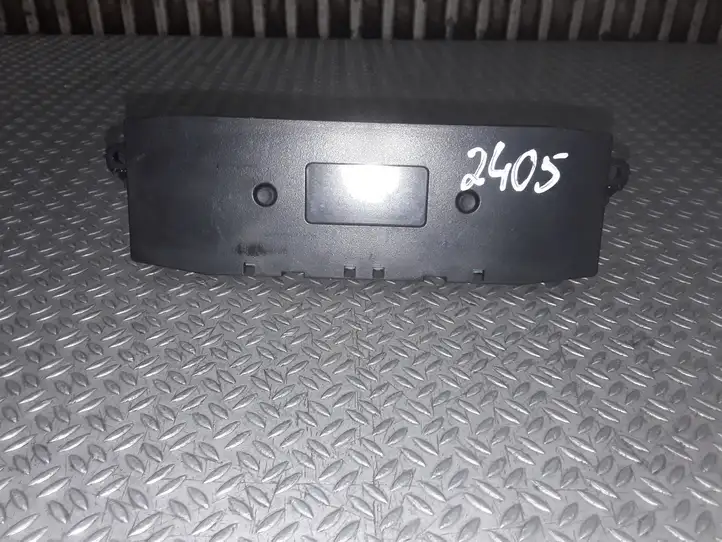 Citroen C2 (2003 - 2008)   Часы