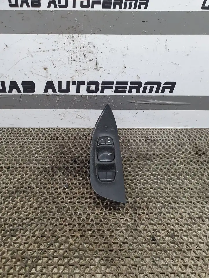 Nissan Qashqai (2013 - 2017) 809604EA0AX Кнопка стеклоподъемников — фото 1