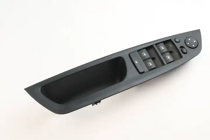 BMW X5M E70 (2010 - 2013) 9218044 Кнопка стеклоподъемников — фото 1