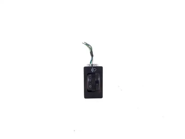 Toyota Corolla E120 E130 (2004 - 2007) 84152-02020 Включатель фонарей — фото 1