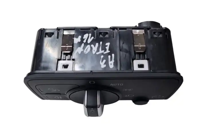 Audi A3/S3 8V (2012 - 2016) 8V0941531AR Включатель фонарей — фото 5