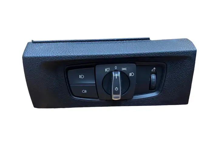 BMW 1 F20 F21 (2011 - 2019) 926530303 Включатель фонарей — фото 1