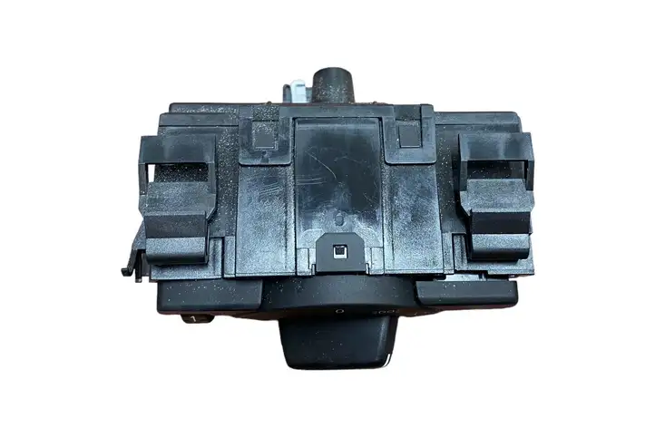 BMW 3 E90 E91 (2005 - 2012) 6932794 Включатель фонарей — фото 3